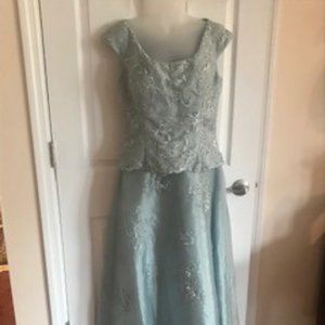Mother of the Bride/Groom Ballgown